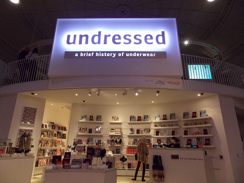 victoria-and-albert-museum-undressed-a-brief-history-of-underwear-1